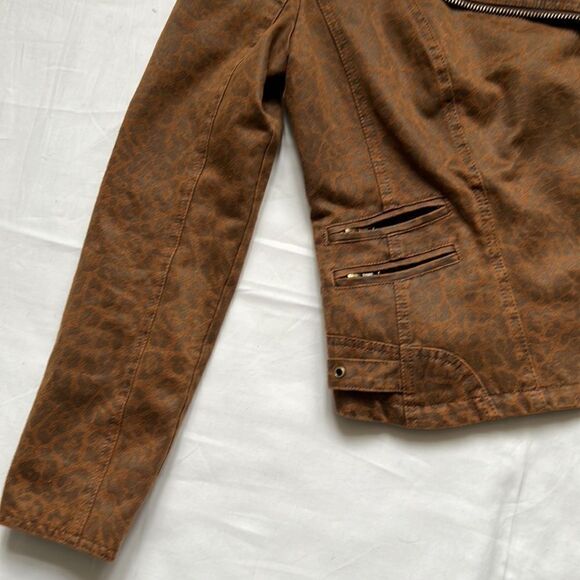 ⭐️KUT From The Kloth Moto Jacket Faux Nubuck⭐️ - Picture 5 of 12